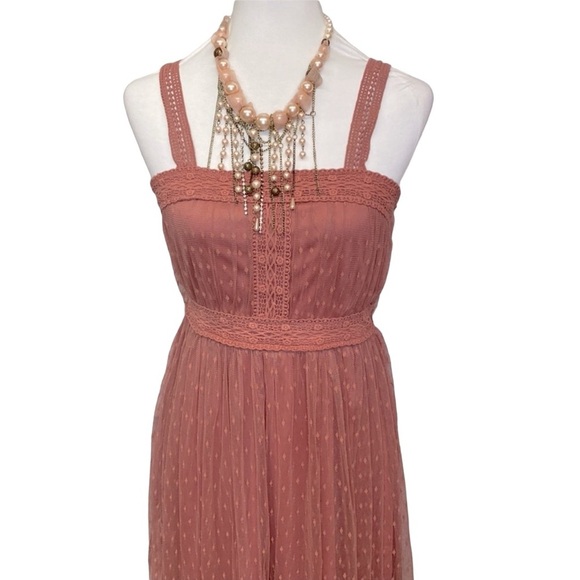 Dusty Rose Mesh Crocheted Trim Tulle Dress - Picture 3 of 7